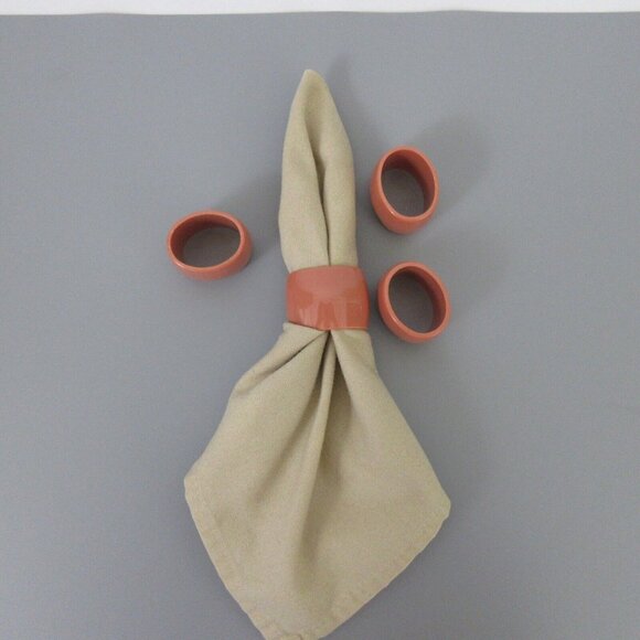 Napkin Rings Set of 4 Burnt Sienna Acrylic High Gloss 1.25" H x 1.75" W x 1.25 D - Picture 3 of 4